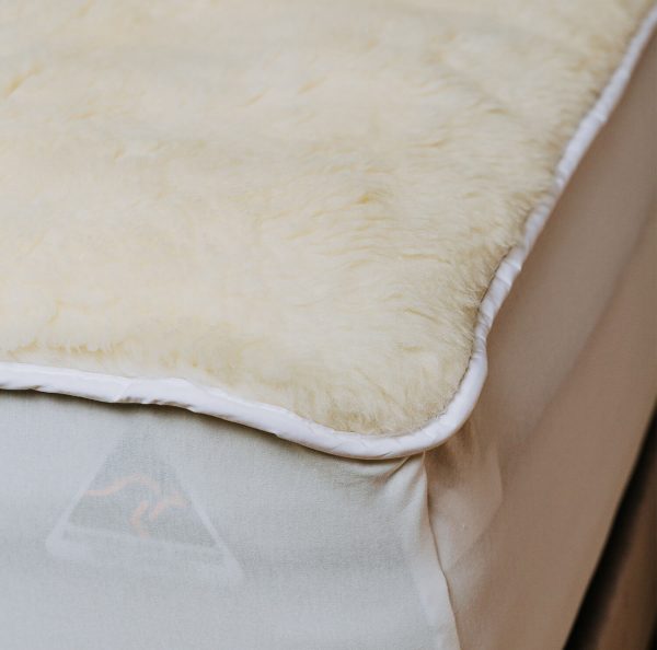 The Bambi Single Layer Wool Underblanket